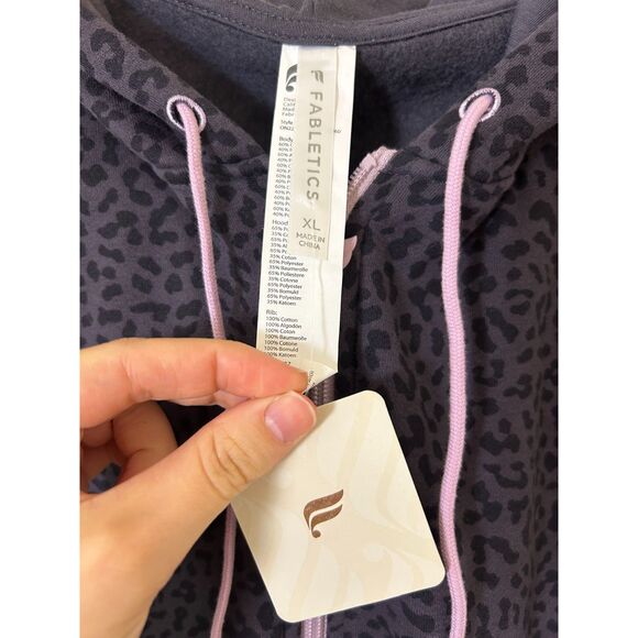 Fabletics Forever Fleece Hooded Jumpsuit X-Large Gray Leopard Orchid New $99 - Picture 8 of 11